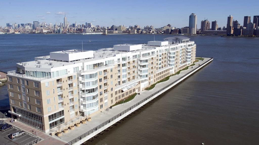 Dharma Home Suites Jc At Exchange Place Jersey City Eksteriør billede