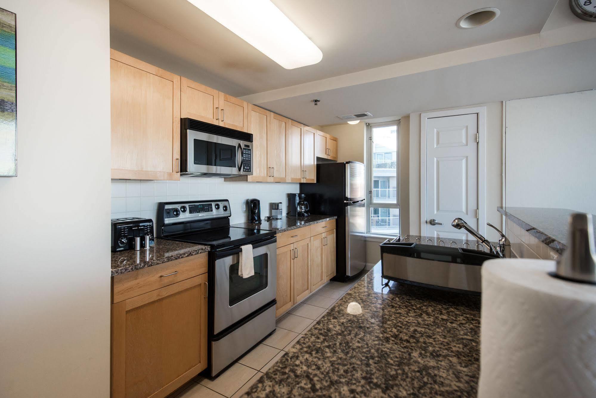 Dharma Home Suites Jc At Exchange Place Jersey City Eksteriør billede