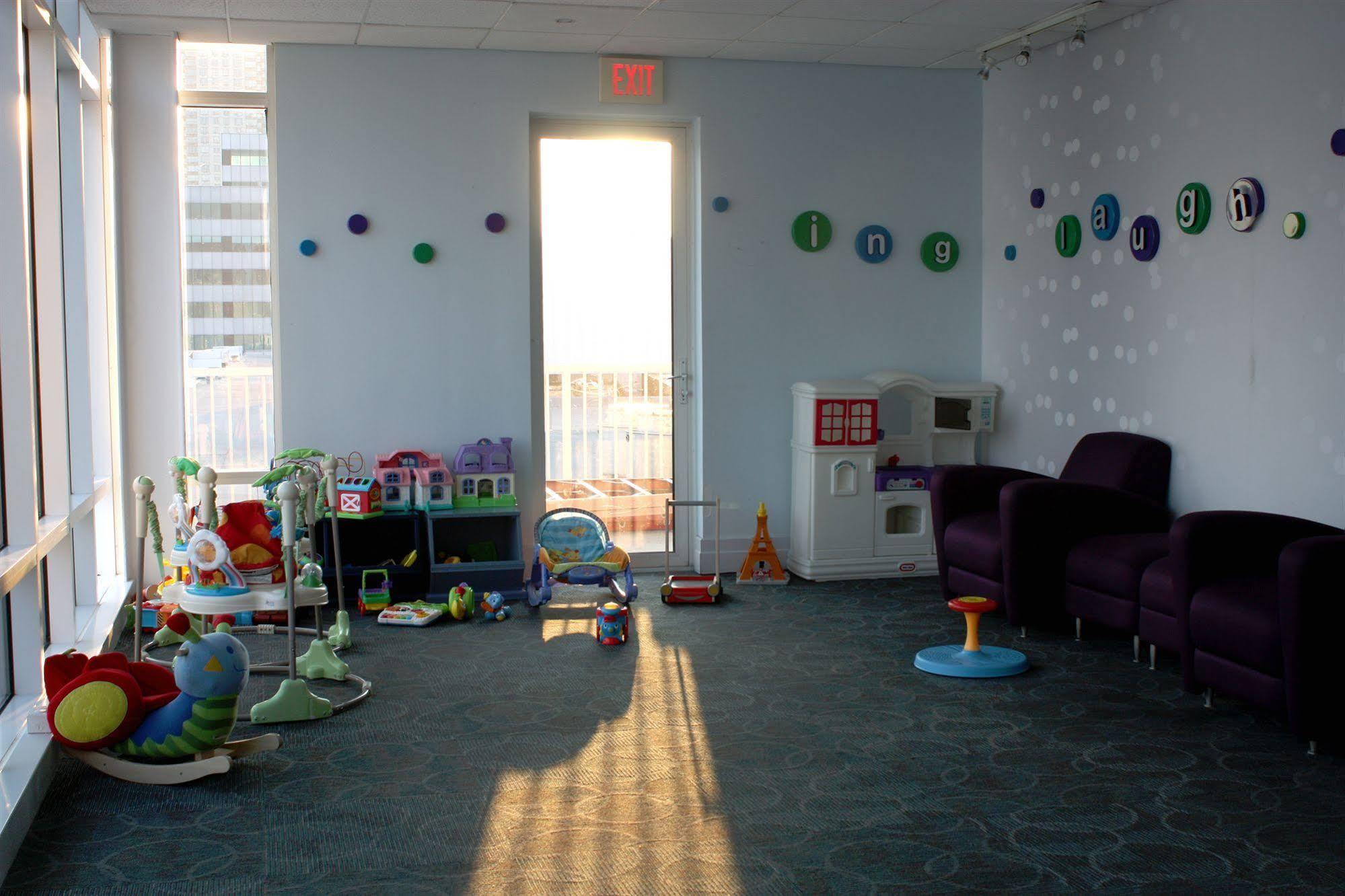 Dharma Home Suites Jc At Exchange Place Jersey City Eksteriør billede