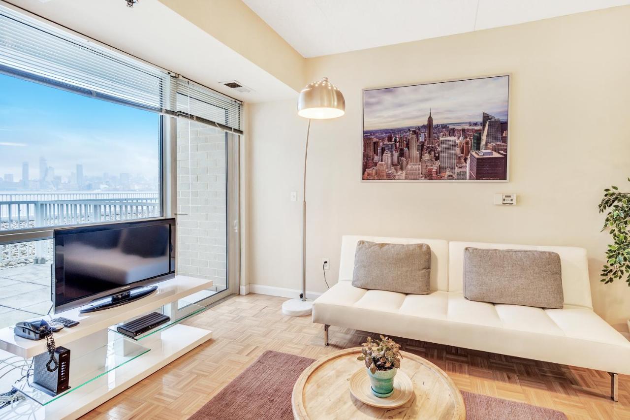 Dharma Home Suites Jc At Exchange Place Jersey City Eksteriør billede