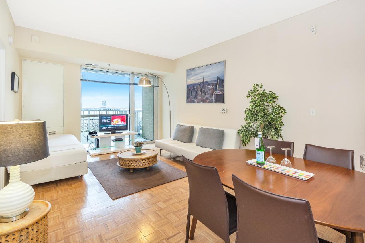 Dharma Home Suites Jc At Exchange Place Jersey City Eksteriør billede